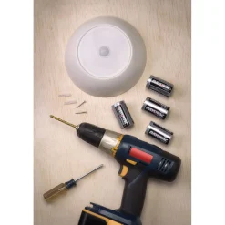 Batteriebetriebene Leuchte MB991