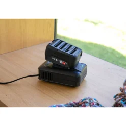 Akku Starter-Set 18V, 4,0 Ah Akku Ladegerät 18V-44^Bosch New