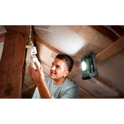 Akku-LED-Arbeitsleuchte UniversalWorkLight 18V*Bosch Discount