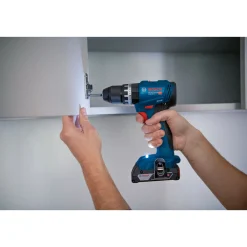 Bosch Professional Akku-Bohrschrauber GSB 18V-45 mit Akku und Ladegerät