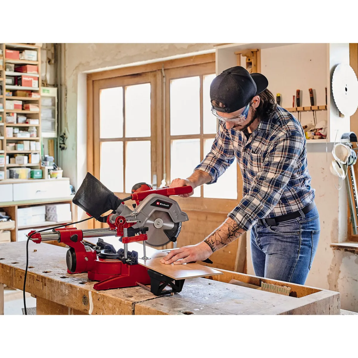 Einhell Zug-Kapp-Gehrungssäge TE-SM 216 Dual