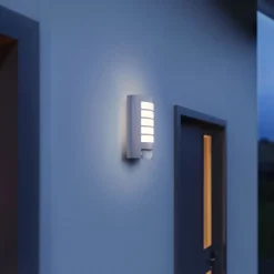 Außenleuchte L 12 S mit Bewegungsmelder Silber*Steinel Online