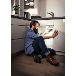 Varta LED-Taschenlampe Work Flex Pocket Light mit Batterien schwarz