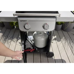 Gasgrill SPIRIT E-210*Weber Outlet